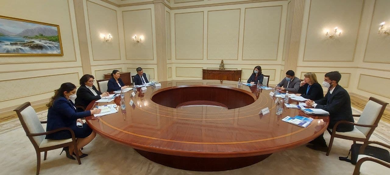 Biznes-ombudsman Dilmurod Kasimov BTMning Terrorizmga qarshi kurashish sharoitida inson huquq va erkinliklarini rag‘batlantirish va himoya qilish masalasi bo‘yicha maxsus ma’ruzachisi F. Ni Aolain bilan uchrashdi.