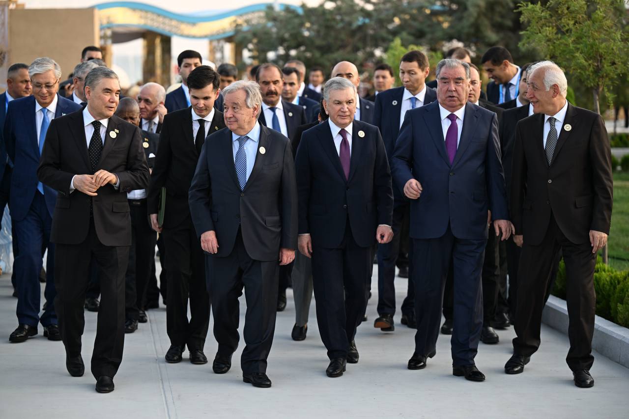 bmt konferensiyasida ozbek hovlisi korinishida qurilgan ozbekiston pavilyoni namoyish etildi