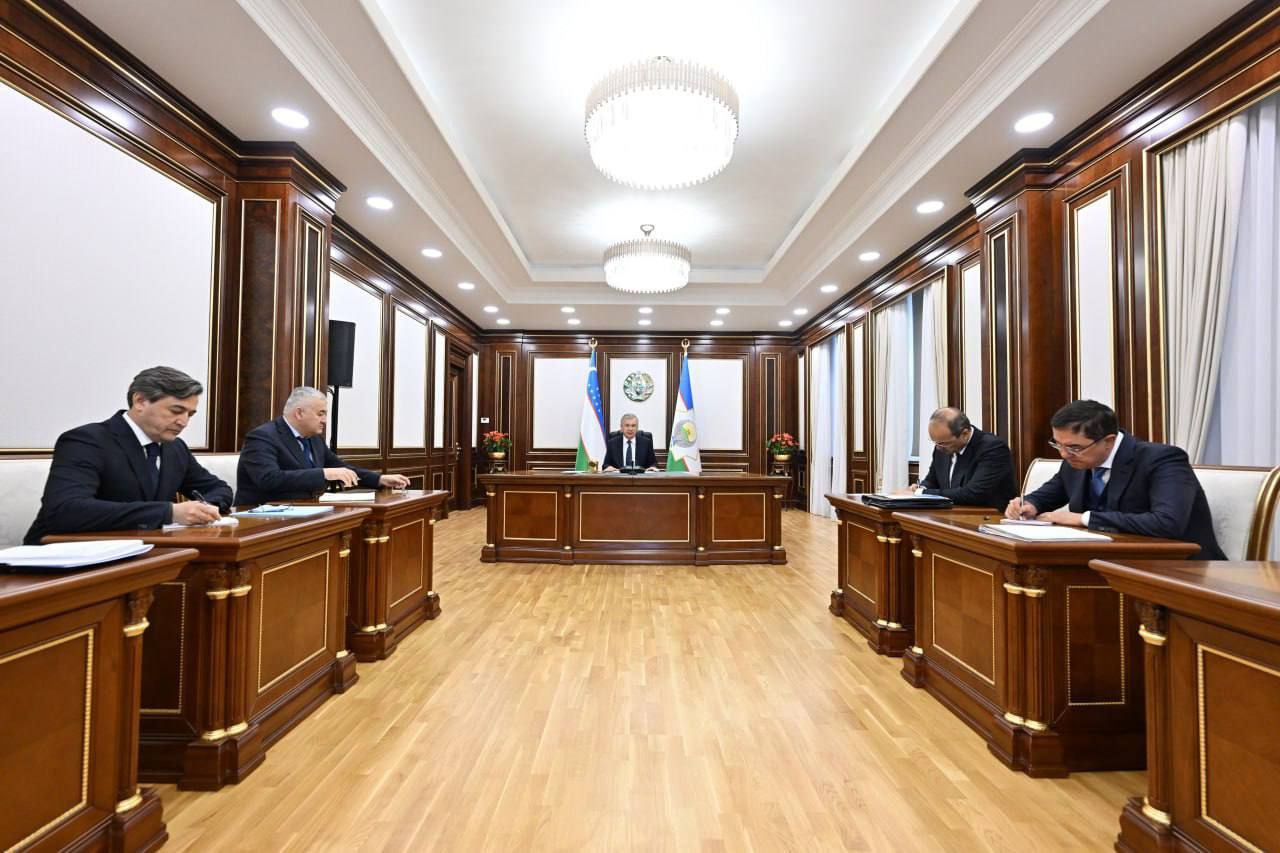 Issues on developing atomic energy reviewed