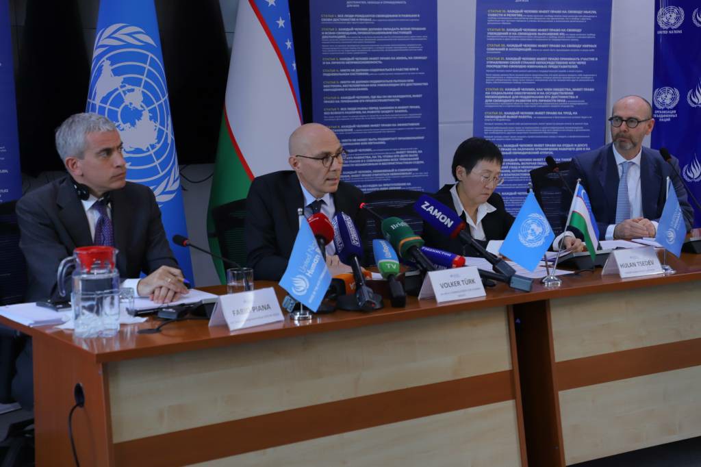 BMT Oliy komissari muhim masalalarga e’tibor qaratdi