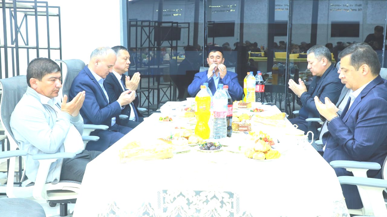 Mahalla faollari referendumni ma’qullamoqda