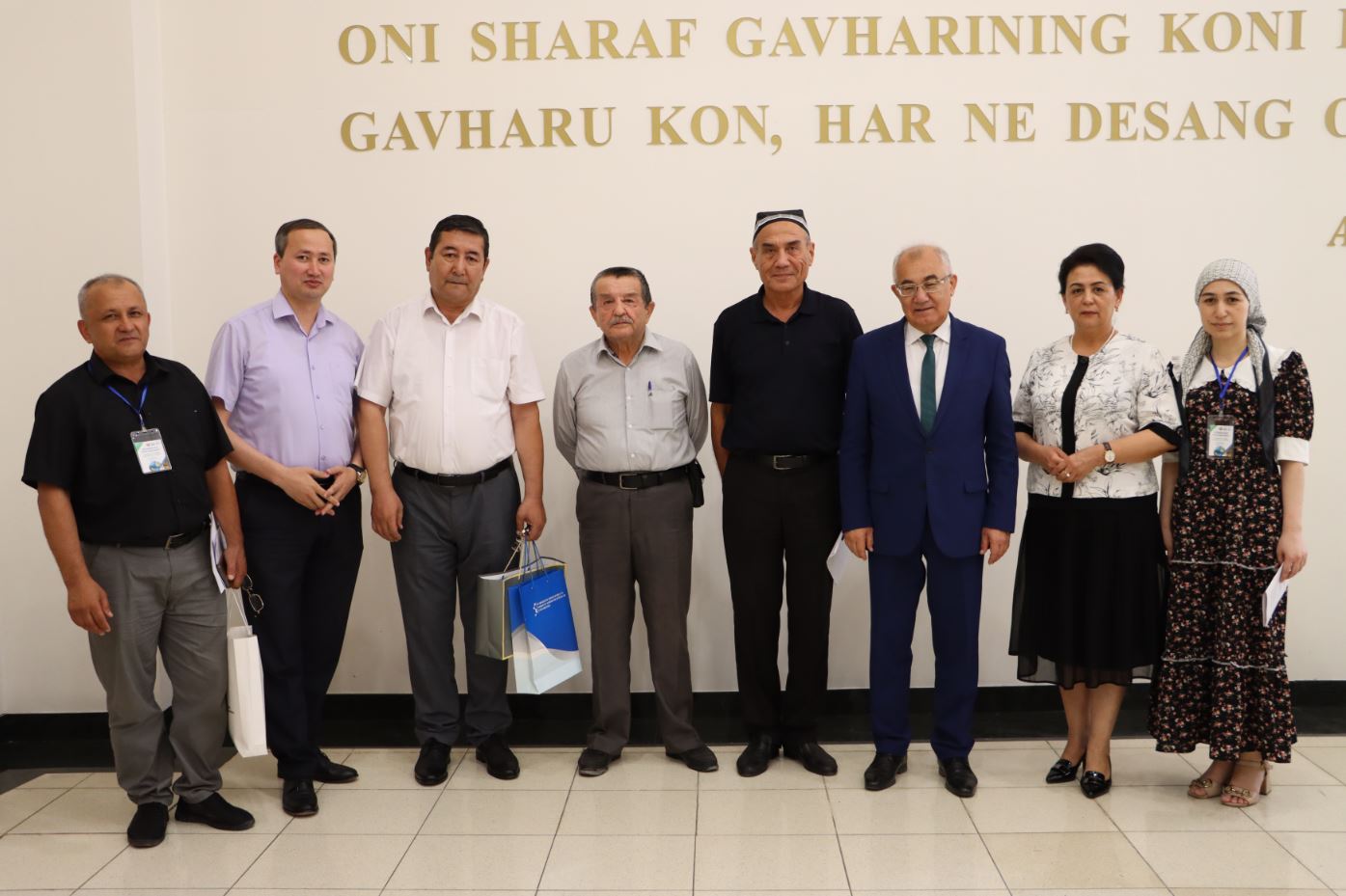 SHARQ-U GʻARB: NAVOIY VA GYOTE