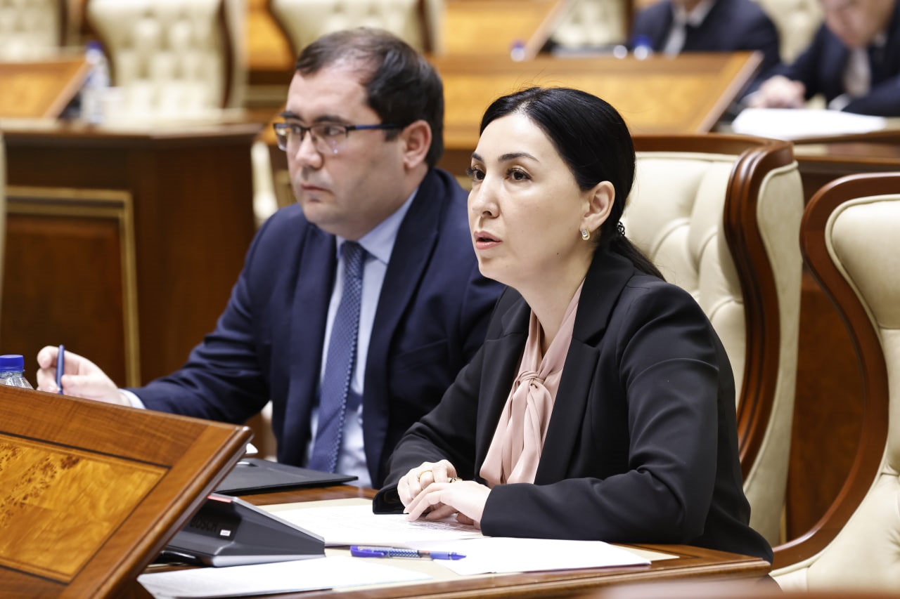 Senatda Bolalar ombudsmaniga oid qonun ma’qullandi
