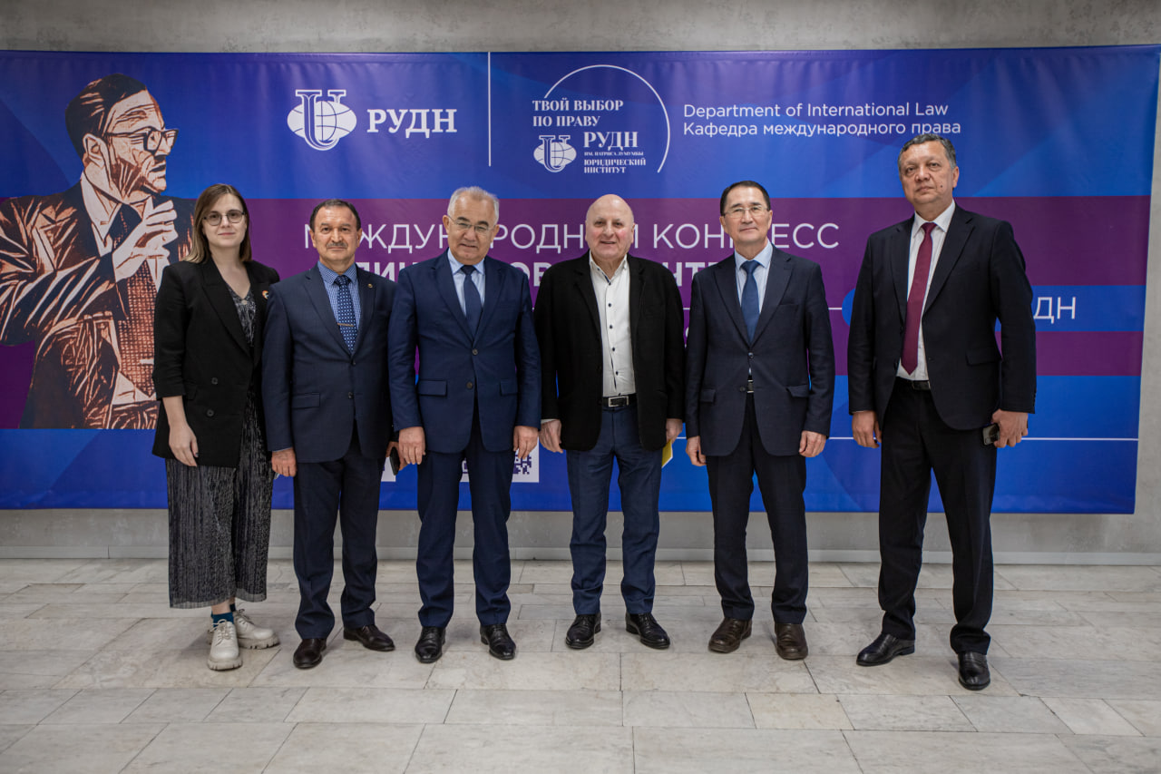 Akmal Saidov Moskvada o‘zbekistonlik talabalar bilan uchrashdi