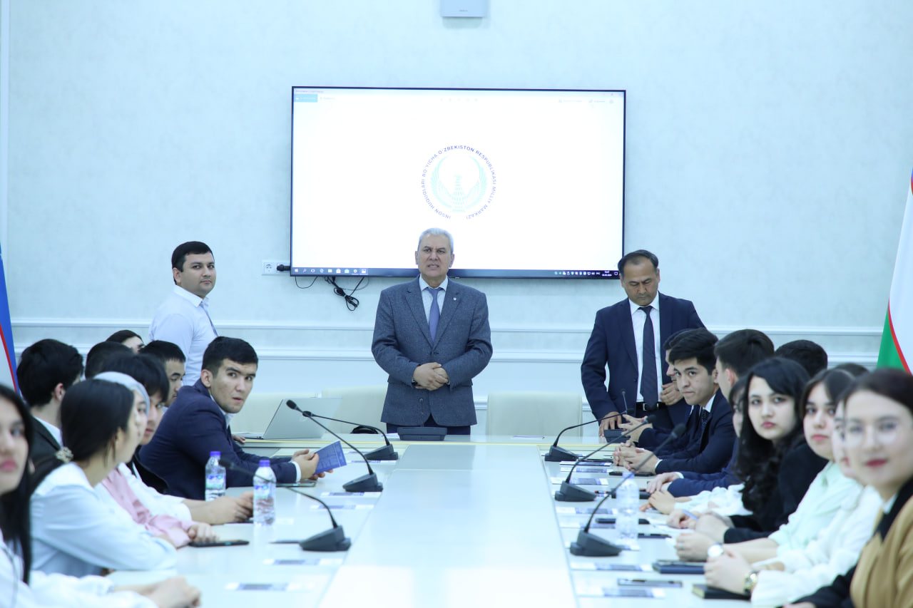 Debat-klubning navbatdagi yig‘ilishi ayollar huquqlariga bag‘ishlandi