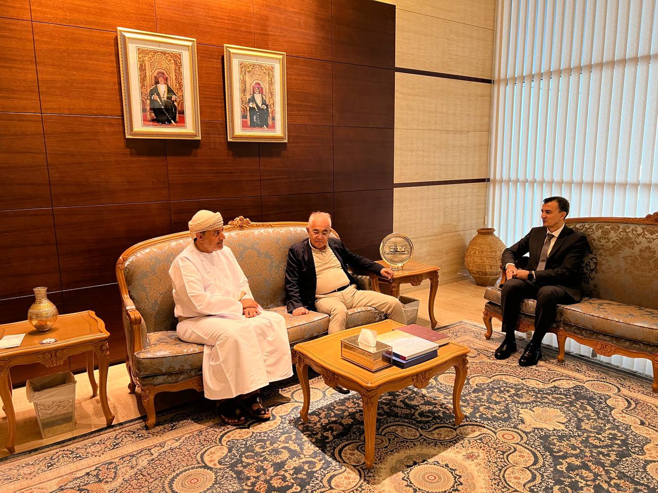 Akmal Saidov Salalah shahrida Rashid Hamad al-Balushi bilan uchrashdi