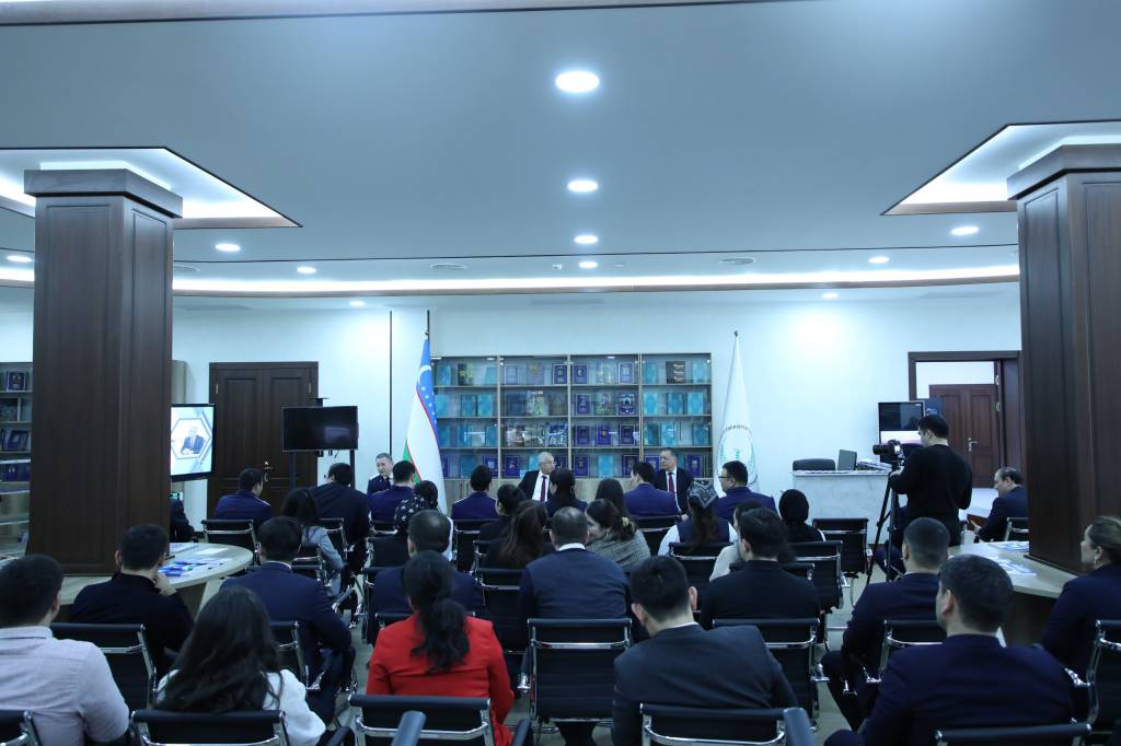 Inson huquqlari sohasidagi ta’lim rivojiga xizmat qiladigan kitoblar taqdimoti
