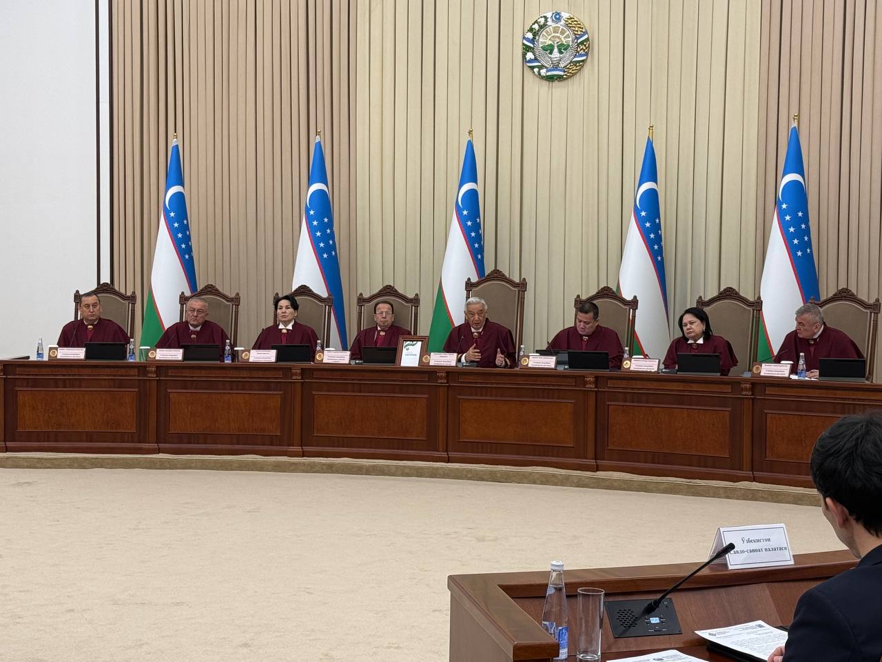 Konstitutsiyaviy sud qonun normasiga sharh berish to‘g‘risidagi masalani ko‘rib chiqdi