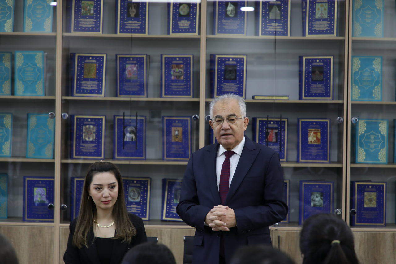 Inson huquqlari uyida “Akademik soat” o‘tkazildi