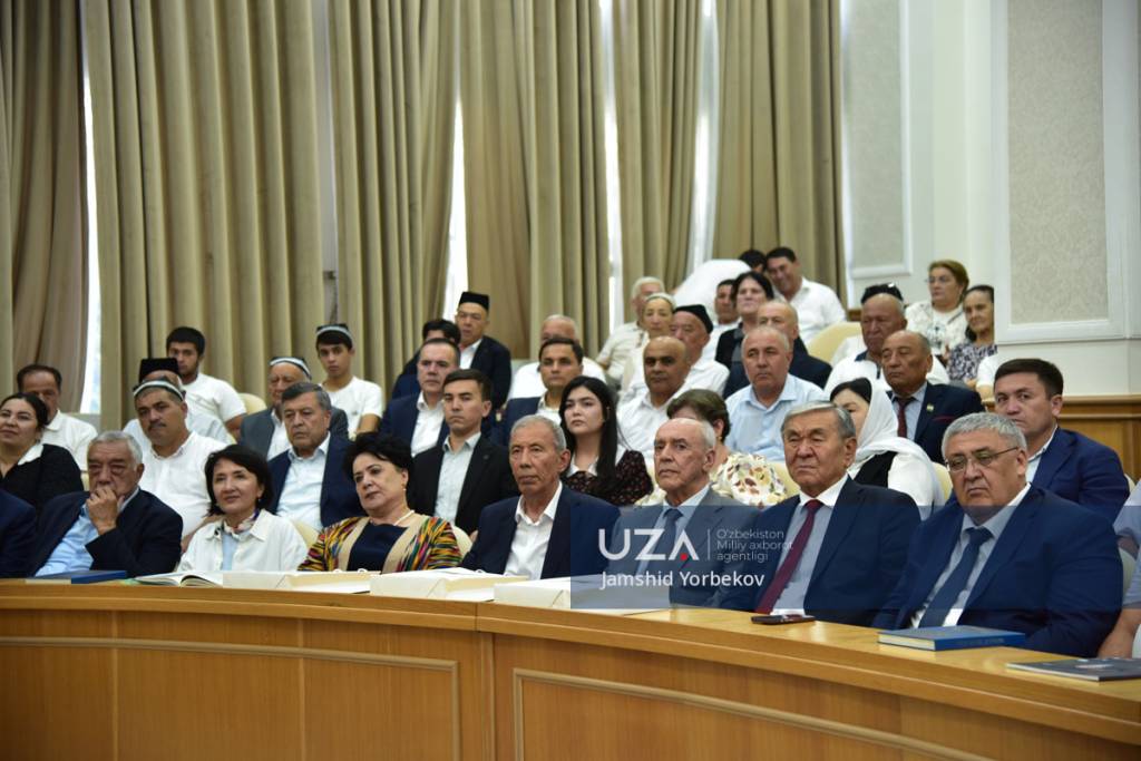 Prezident o‘qigan maktabda kitob taqdimoti o‘tkazildi