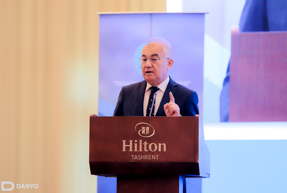 “Hozir butun dunyoda konstitutsiyaviy islohotlar sharpasi kezib yuribdi” — Akmal Saidov
