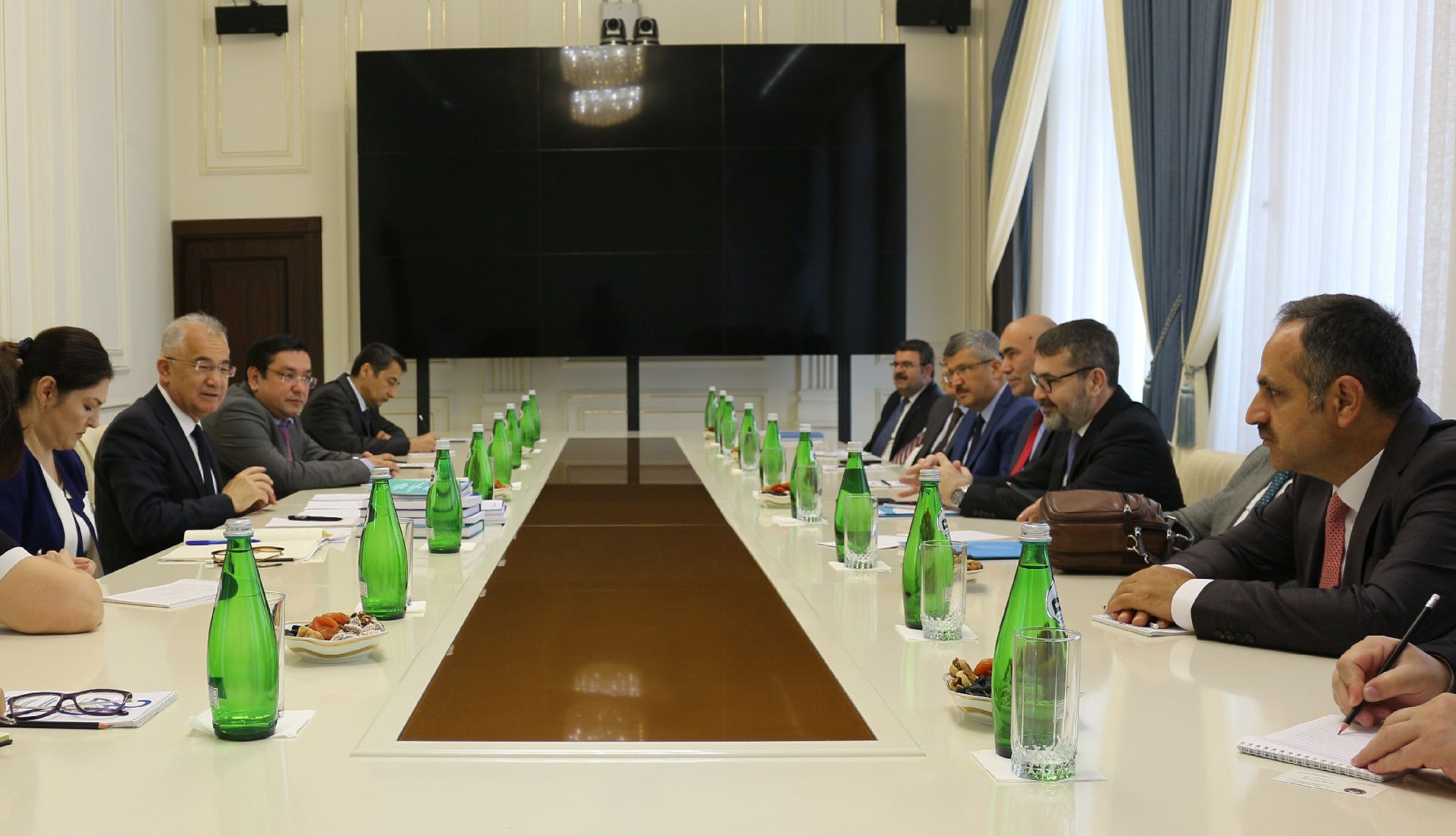 Turkiyaning Inson huquqlari va tenglik instituti raisi Muharrem Qilich boshchiligidagi delegatsiyaning Inson huquqlari bo‘yicha O‘zbekiston Respublikasi Milliy markaziga tashrifi: fotoreportaj