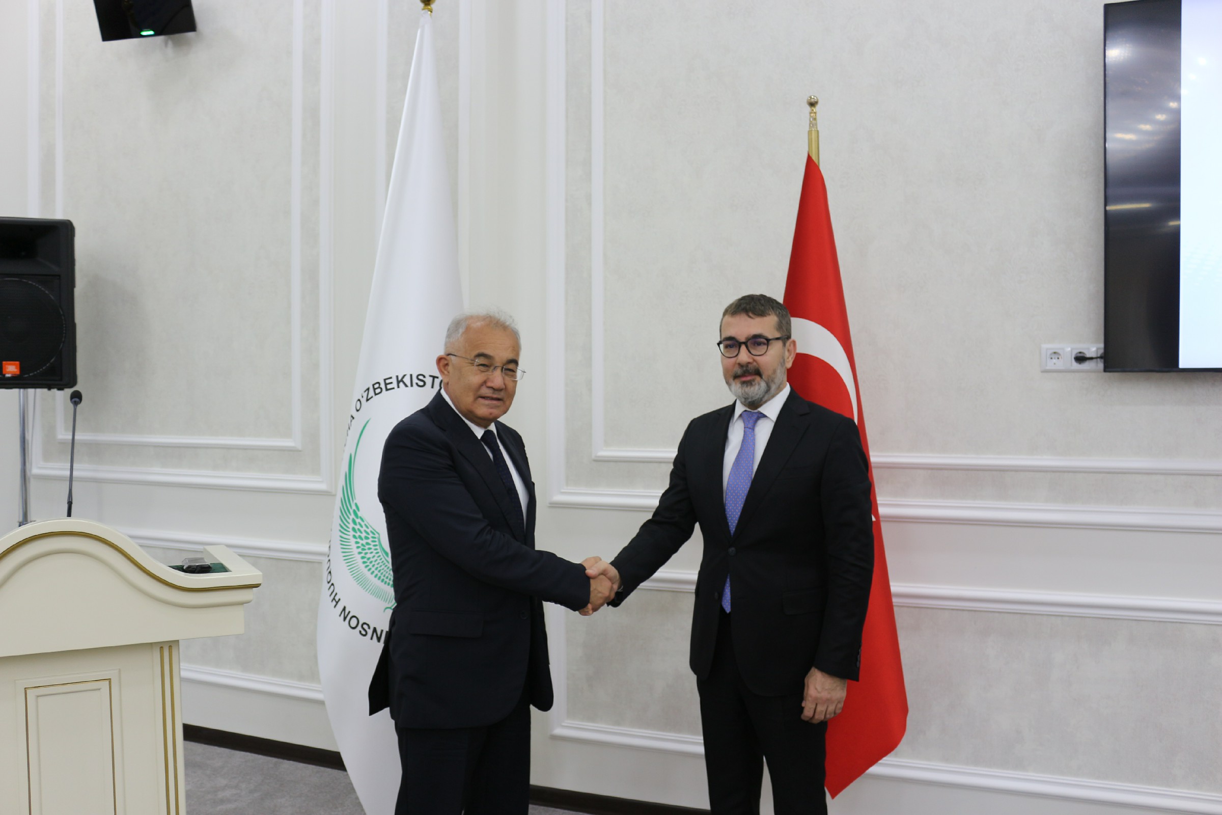 Inson huquqlari bo‘yicha O‘zbekiston Respublikasi Milliy markazi va Turkiyaning Inson huquqlari va tenglik instituti o‘rtasida o‘zaro anglashuv memorandumi imzolandi. «Inson huquqlari sohasida ta’lim: O‘zbekiston va Turkiya tajribasi» mavzusidagi xalqaro