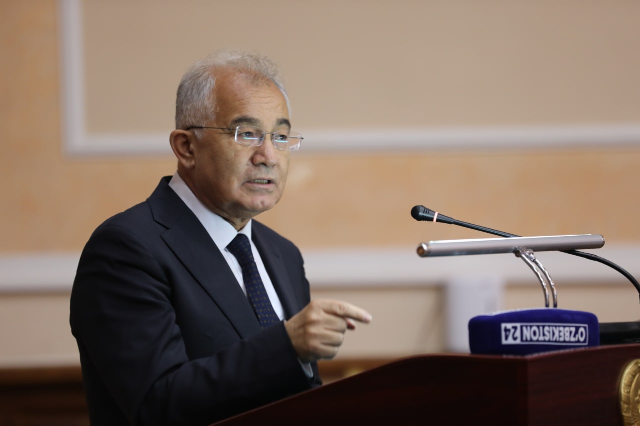 O‘zbekiston Respublikasi Oliy sudida O‘zbekiston Respublikasi Oliy Majlisi Qonunchilik palatasi Spikeri birinchi o‘rinbosari, O‘zbekiston Respublikasi Konstitutsiyasiga o‘zgartirish kiritish va tashkiliy chora-tadbirlarni amalga oshirish yuzasidan Konstit