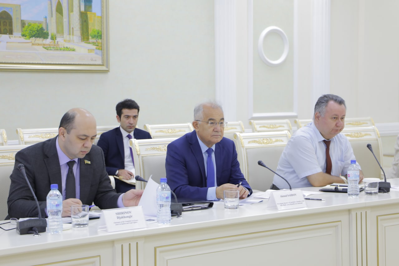 Xorijlik delegatsiya a’zolari Konstitutsiyaviy komissiya faoliyati bilan yaqindan tanishdi