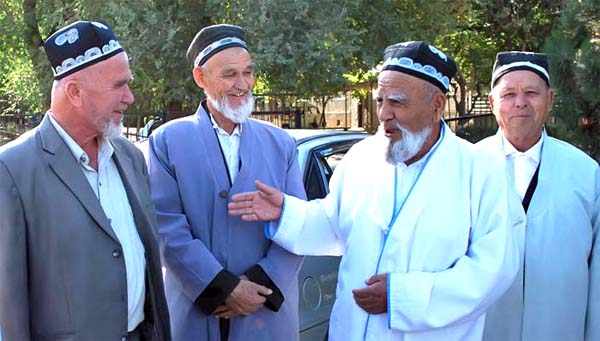 Bardoshli, sabr-qanoatli, barakotli va fayzli keksalarimiz hamisha omon bo‘lsinlar!