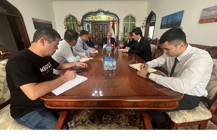 Konstitutsiyaviy komissiya raisi BAAda vatandoshlar bilan uchrashdi