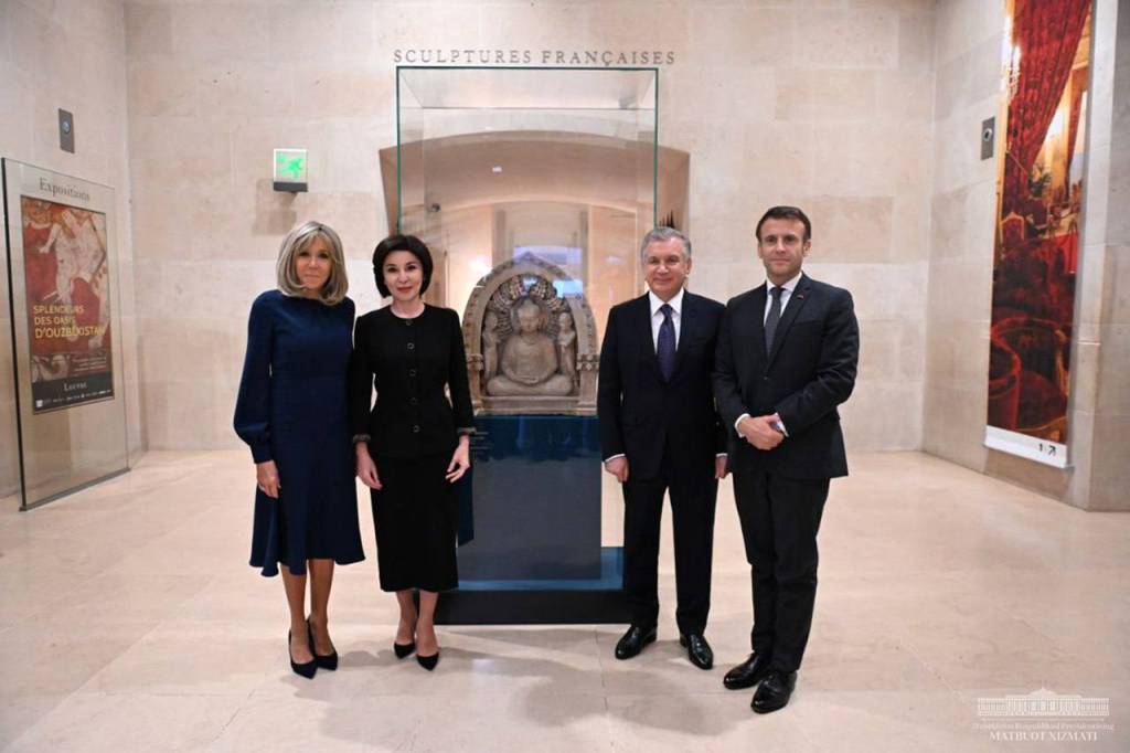 Uzbekistan, France Presidents open the exhibition “The Splendours of Uzbekistan’s Oases. At the Crossroads of Caravan Routes”