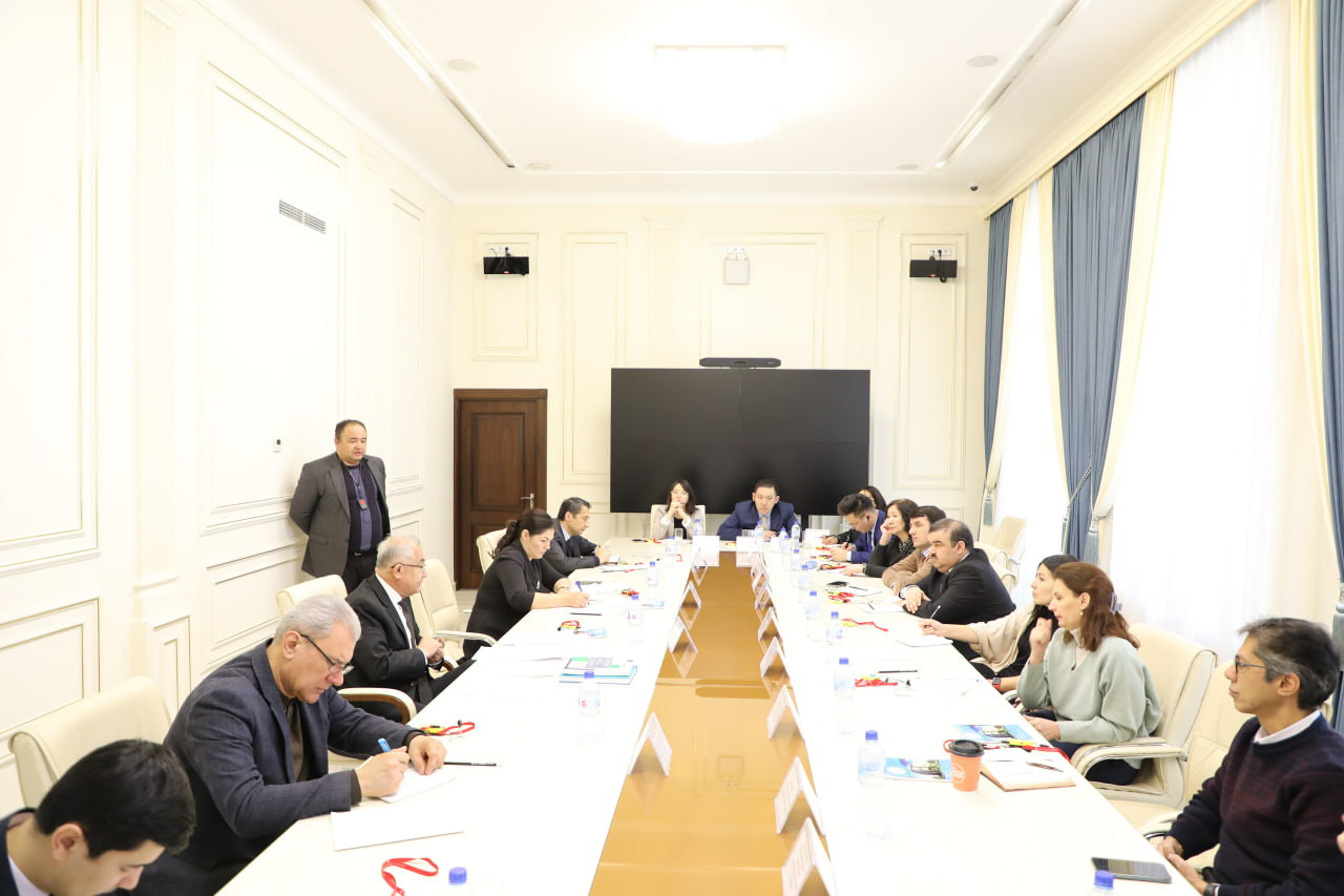 Milliy markazda Tojikiston va Mongoliya delegatsiyalari bilan uchrashuv: fotoreportaj