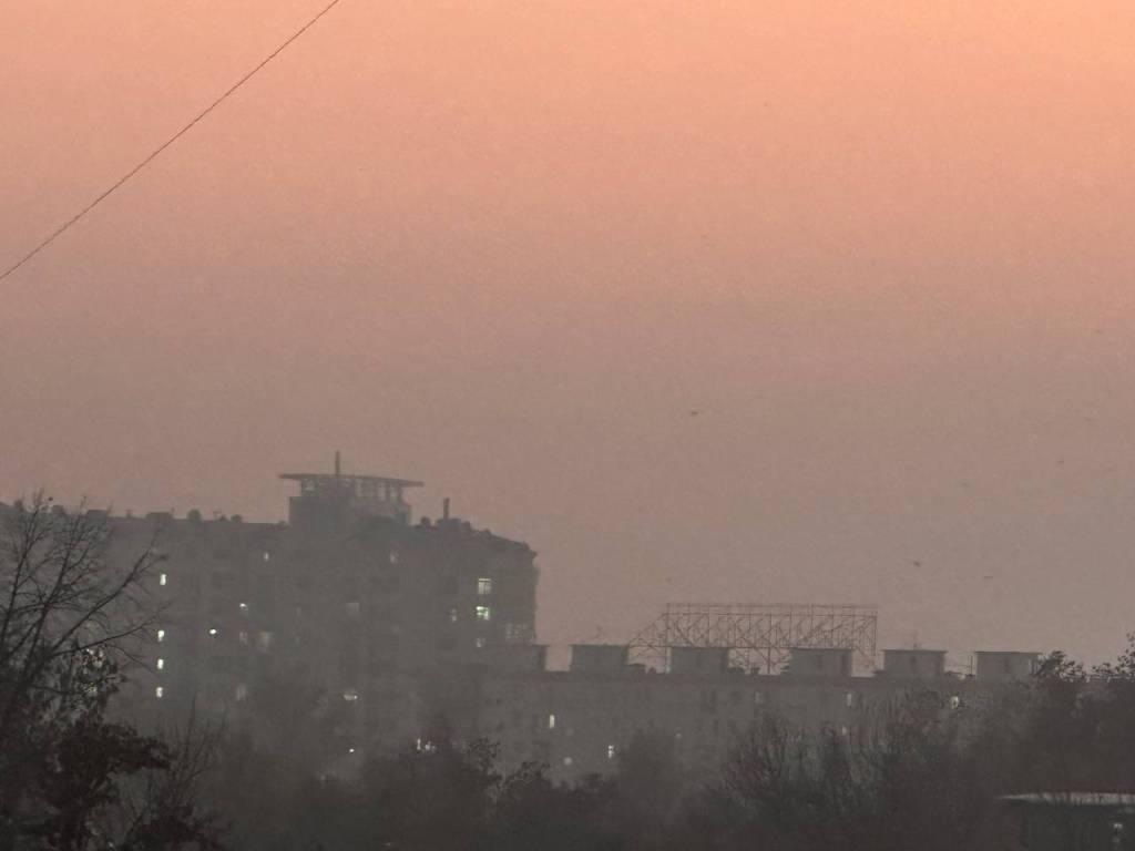 maxsus komissiya sovuq tasirida zararli zarrachalar muallaq holda qolmoqda
