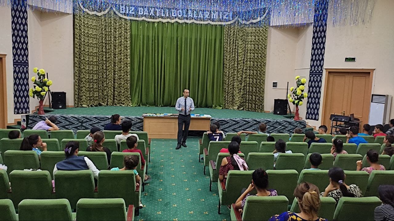 Milliy markaz kitoblari – “Bolalar shaharchasi” kutubxonasiga