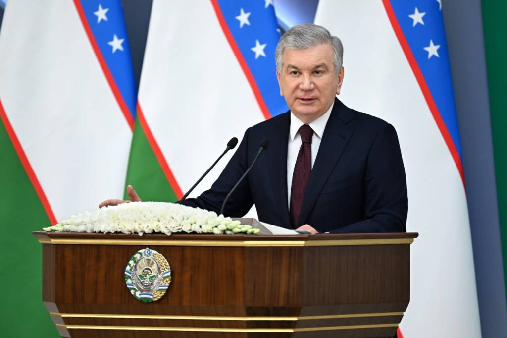 Обсуждены приоритетные задачи дальнейшего укрепления военной безопасности и обороноспособности страны