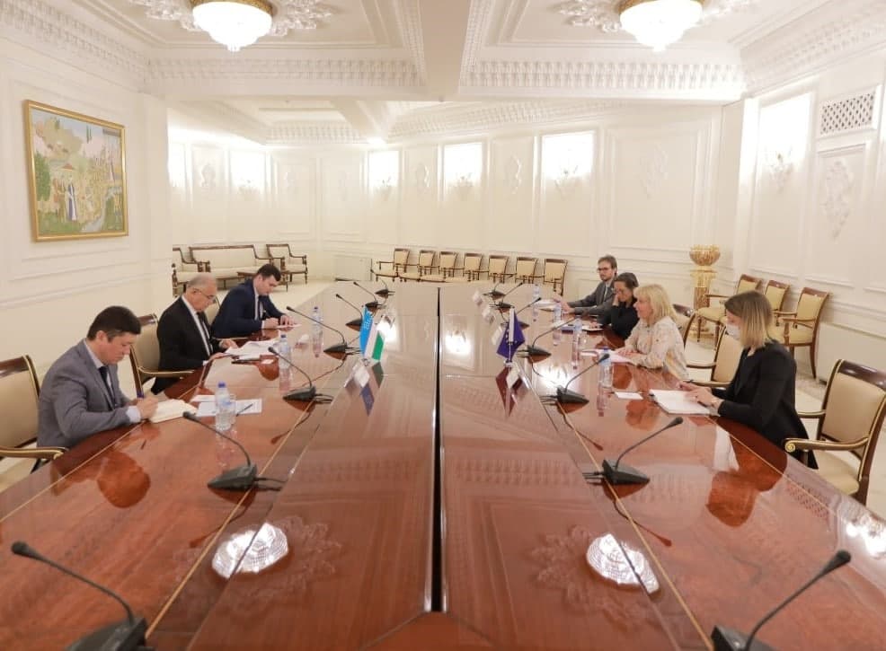 Qonunchilik palatasi Spikerining birinchi o'rinbosari A.Saidov YEIning Markaziy Osiyo bo'yicha maxsus vakili T.Hakalani qabul qildi
