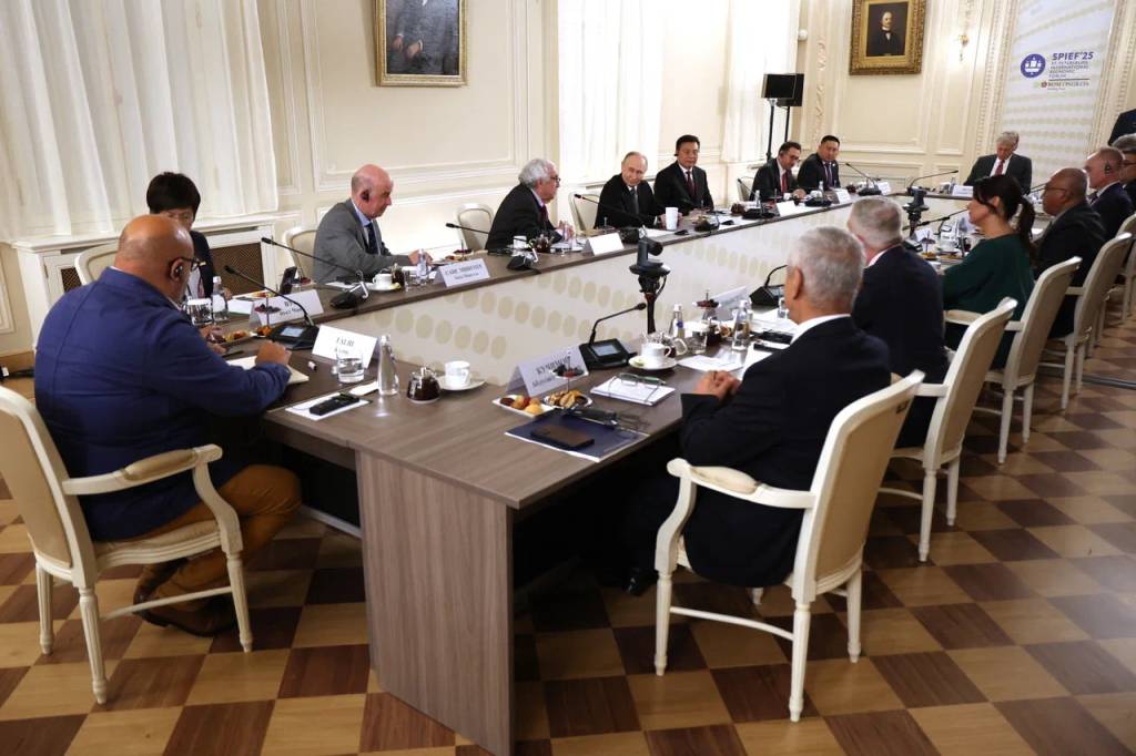 RF Prezidenti dunyoning nufuzli axborot agentliklari rahbarlari bilan uchrashdi