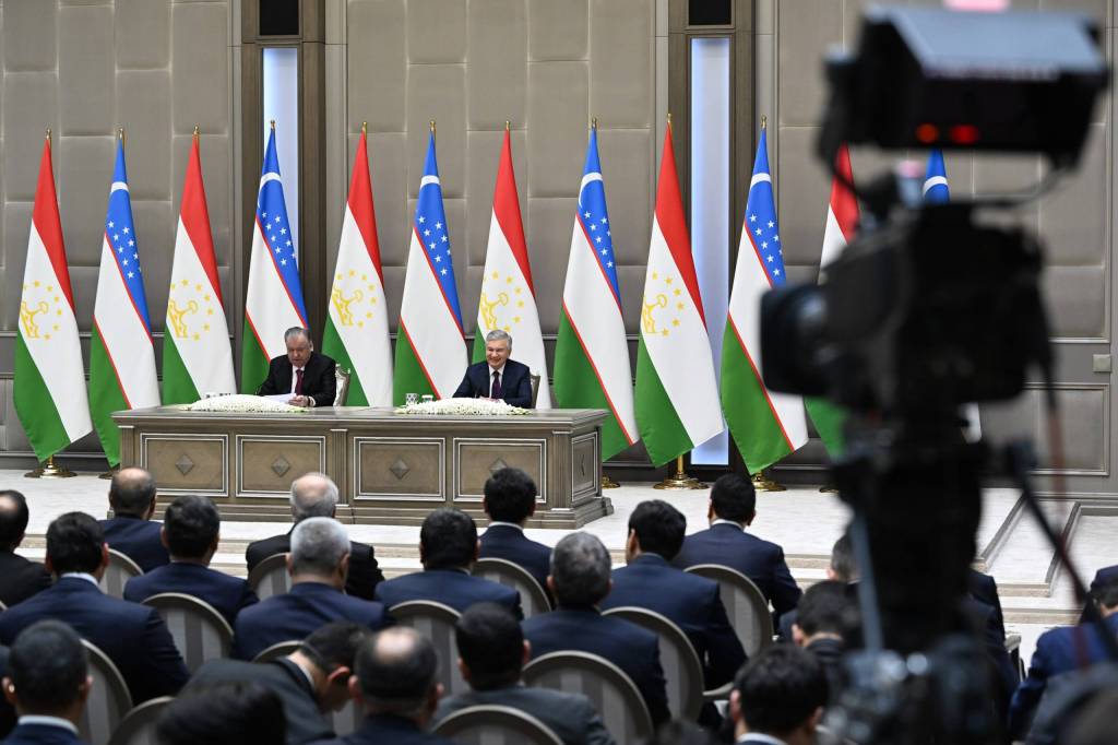 uzbekistan tadzhikistan esche odin vazhnyj shag v ukreplenii mnogovekovyh uz druzhby dobrososedstva i vzaimnogo uvazhenija
