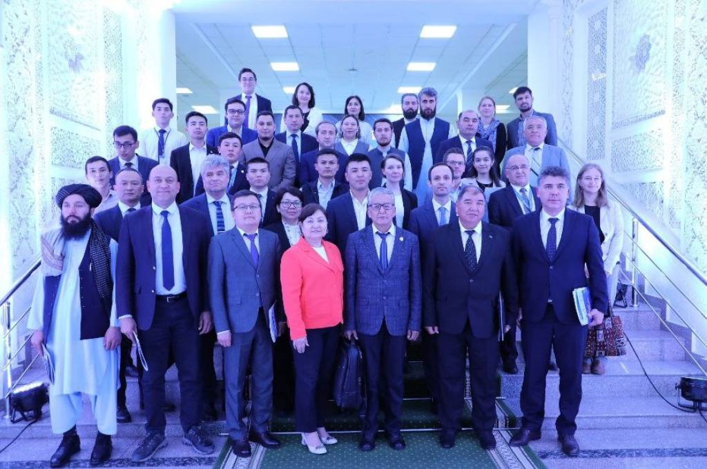 Xalqaro ekspertlar Markaziy Osiyodagi suv diplomatiyasi haqida